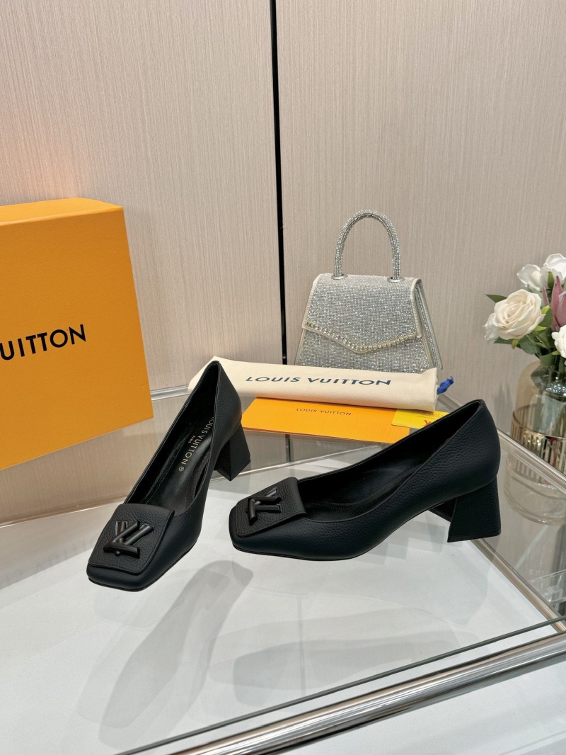 l0vis Vvtt0n heeled shoes